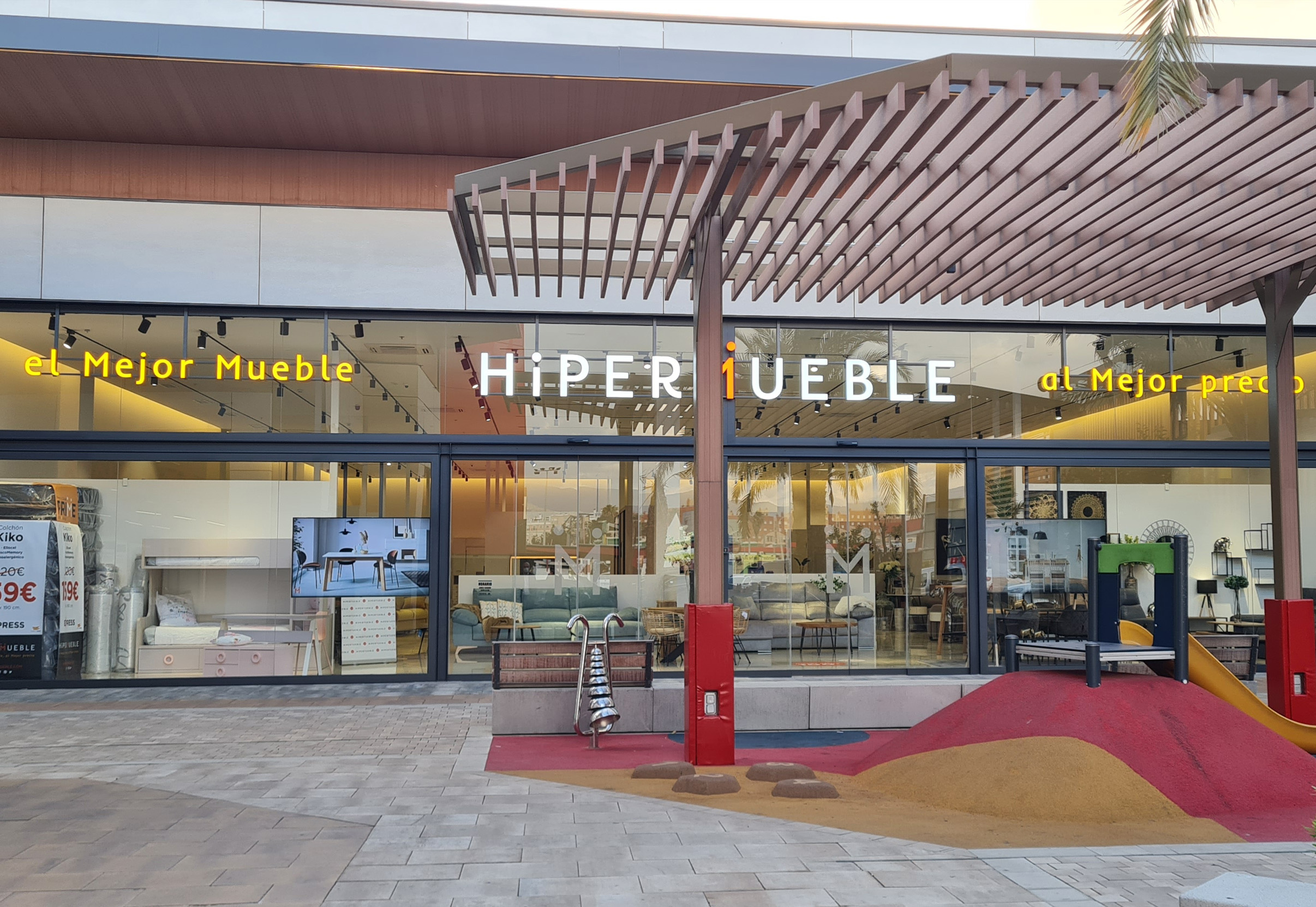 Tienda muebles Málaga HIPERMUEBLE
